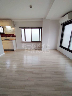 【居間・リビング】 | サントピア阿波座B棟