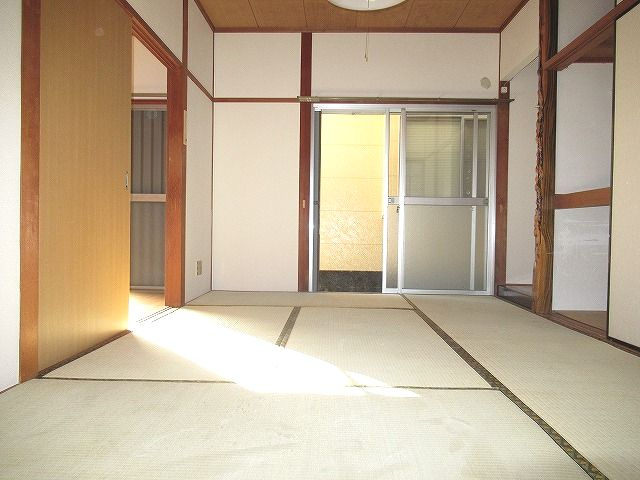 加賀野井棟割貸家の和室|和室があると落ち着いた雰囲気になりますね