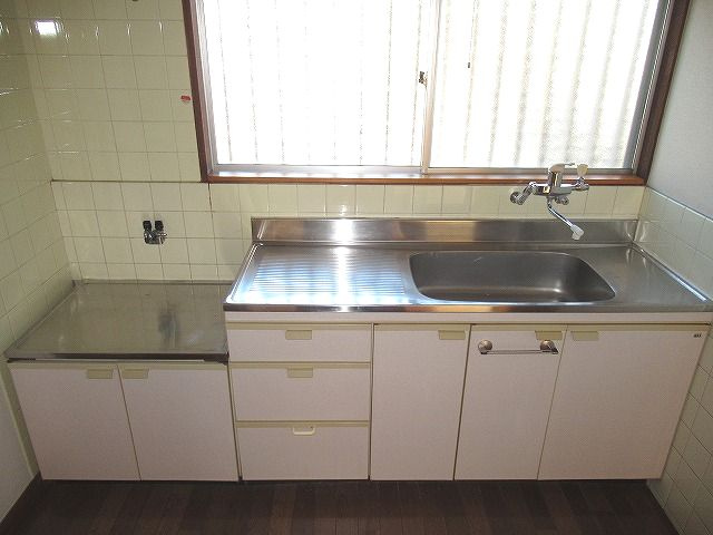 加賀野井棟割貸家のキッチン|キッチンです