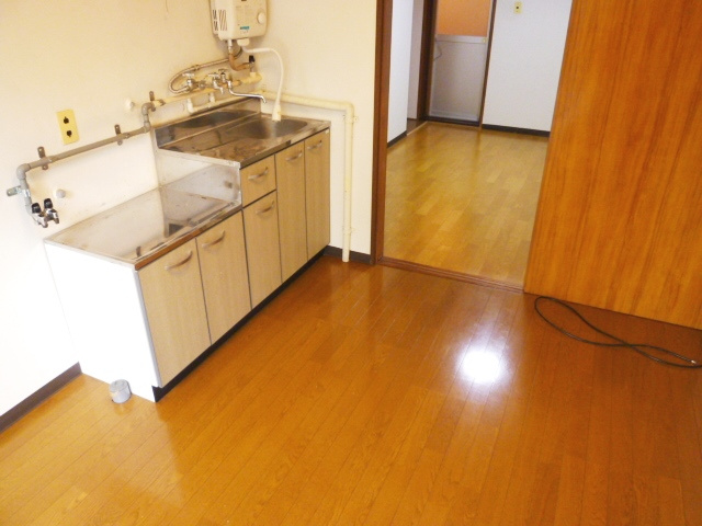 前田コーポの居間・リビング|ダイニングキッチン