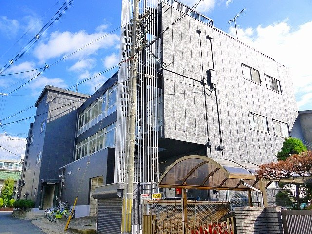 京奈ハイツの外観