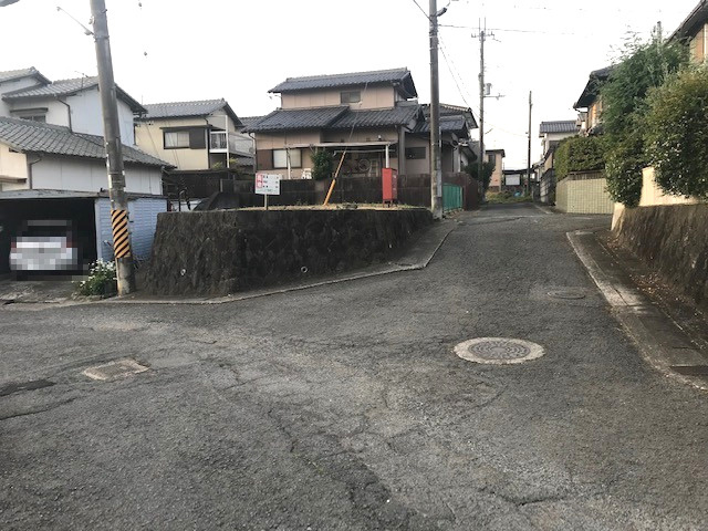 紀の川市貴志川町井ノ口・土地・56608の前面道路含む現地写真