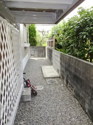 【エントランス】 | シャルム椿・