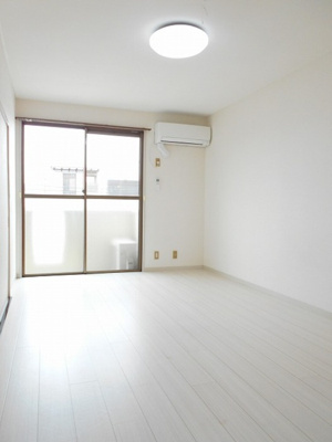 【洋室】 | シャルム椿・