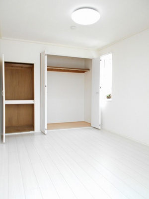 【洋室】 | シャルム椿・