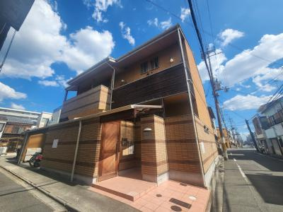 ロフティ西ノ京の外観