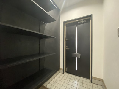 【玄関】 | シャトレファミール