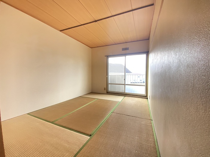 石川ハイツの和室