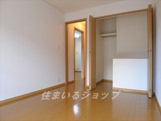 広島市安佐北区大林２丁目のアパートの寝室|クローゼットあり