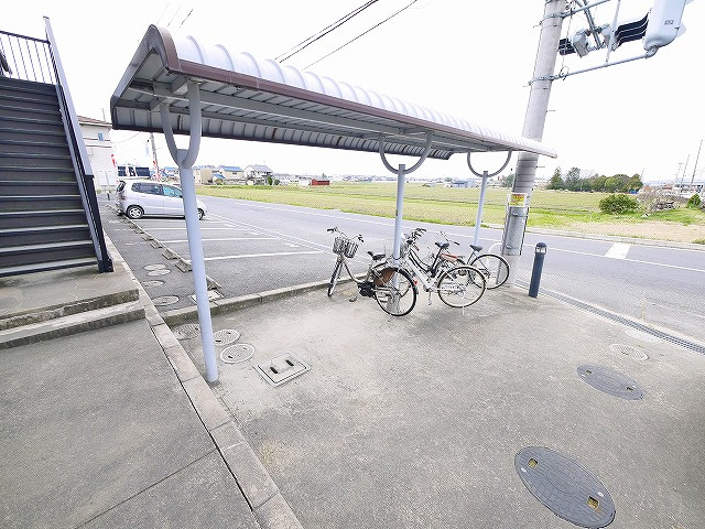 エスポアールTHのその他共用部分|自転車置き場