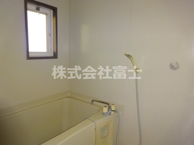 妙見ハイツの浴室