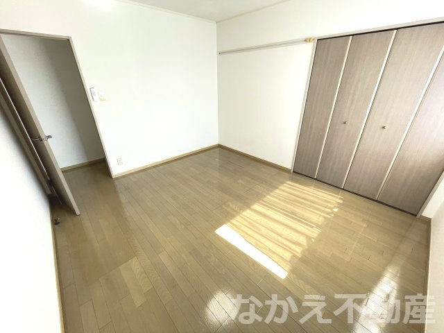 【寝室】 | 使い勝手のいい寝室です