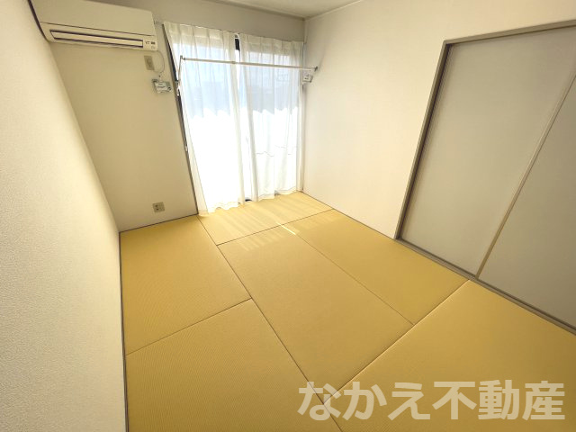 【寝室】 | 落ち着いた色調の寝室です