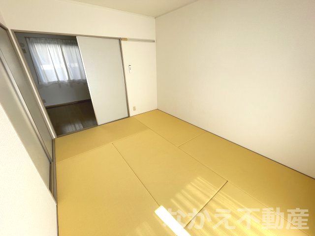 【寝室】 | 落ち着いて過ごせるお部屋なので、寝室にいかがでしょうか
