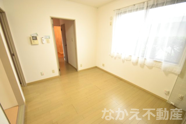 【居間・リビング】 | こちらのリビングで趣味の時間をお楽しみください