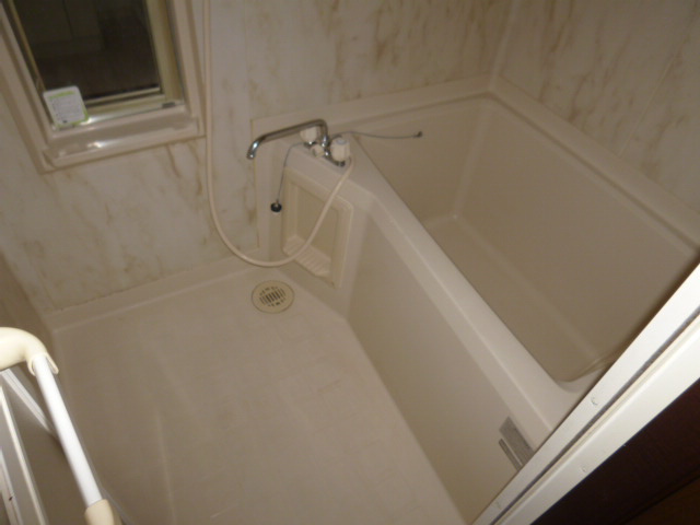 フォブール三冠Ｂの浴室