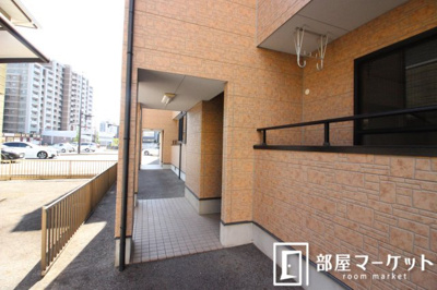 【エントランス】 | 日之出丸太コーポⅢ