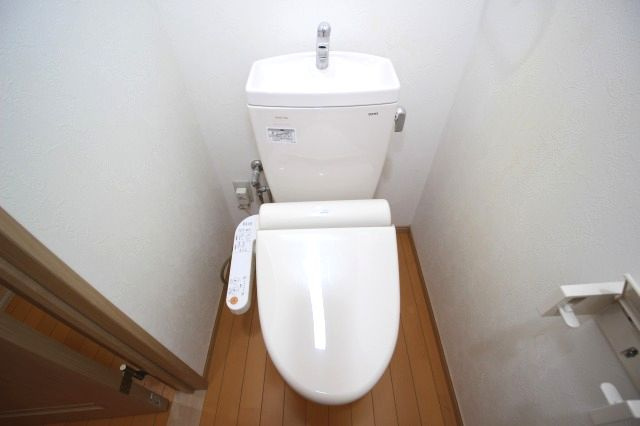 エルフィーノⅡのトイレ|落ち着いたトイレです