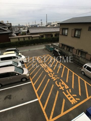 【駐車場】 | ゴリトンハウス | カースペースがあります