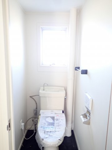 【トイレ】 | 温水洗浄暖房便座付です