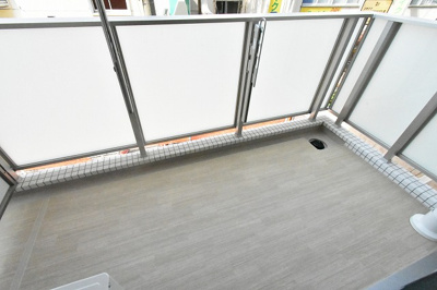 【バルコニー】 | イノセント堂山