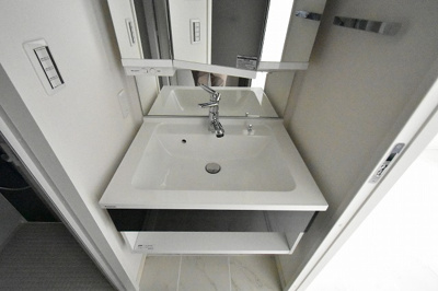【独立洗面台】 | イノセント堂山