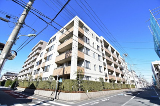 【外観】 | 東急多摩川線「武蔵新田」駅徒歩7分・「下丸子」駅徒歩8分。
通勤時間の短縮でご家族と過ごす時間を増やす事が出来ます。