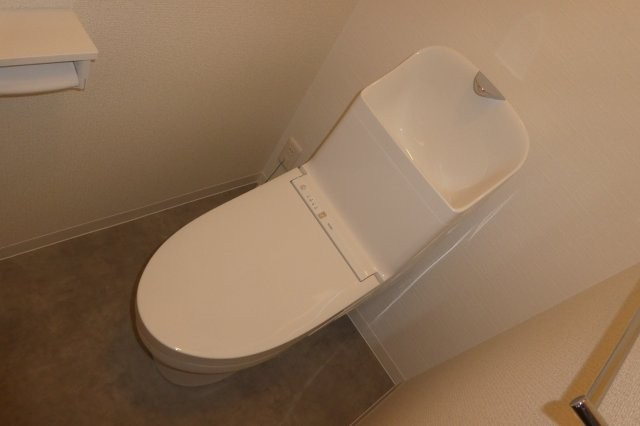 アンシャンテ新田Ａのトイレ|ウォシュレット