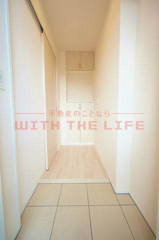 ユニヴァリィサクセス【10,000円キャッシュバック対象物件】の玄関|明るい玄関です