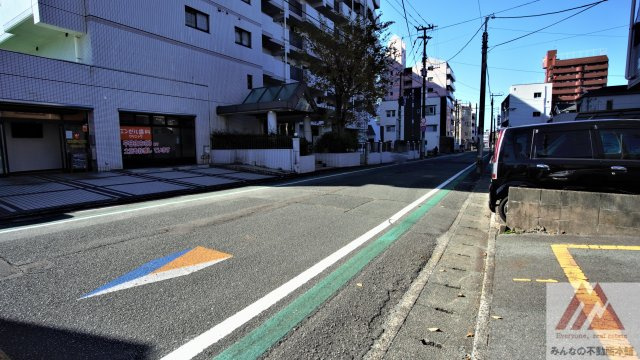エンゼルハイム六ツ門の周辺|北側道路です。