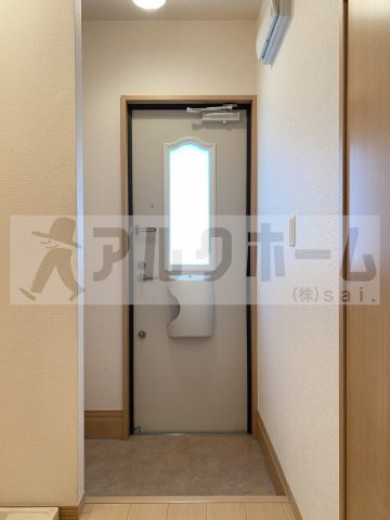 エムズコンフォートの玄関