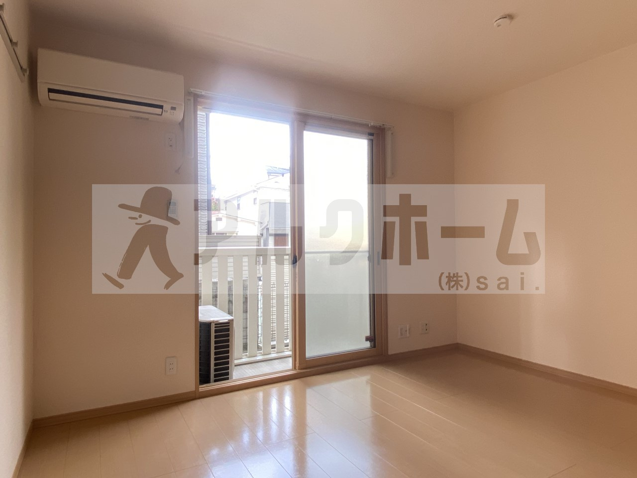 エムズコンフォートの居間・リビング