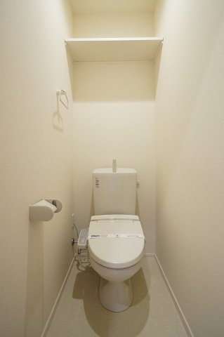 【トイレ】 | カーサ　ビアンカ | 多機能便座付きトイレです