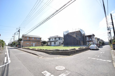 【前面道路含む現地写真】 | 値下げしました　人気の亀井野3丁目【売主】建築条件無売地 | 日当たり良好です