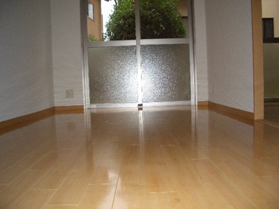 【居間・リビング】 | アースマーシーマンション