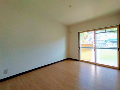 【洋室】 | グランドメゾン重根