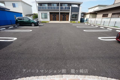 【駐車場】 | Renny　village