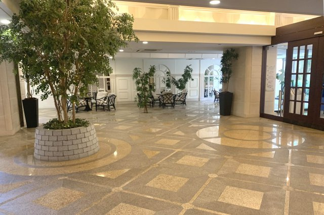 なんばセントラルプラザリバーガーデンC棟のエントランス