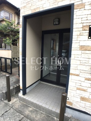 【エントランス】 | ＢＢ・Ｓｔａｔｉｏｎ | 落ち着いたエントランスです