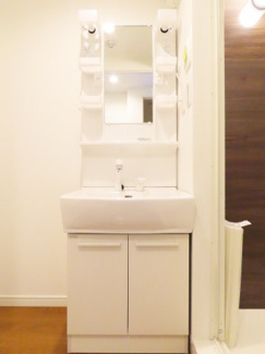 【独立洗面台】 | b.b.maison | 温水シャワー付き独立洗面台♪