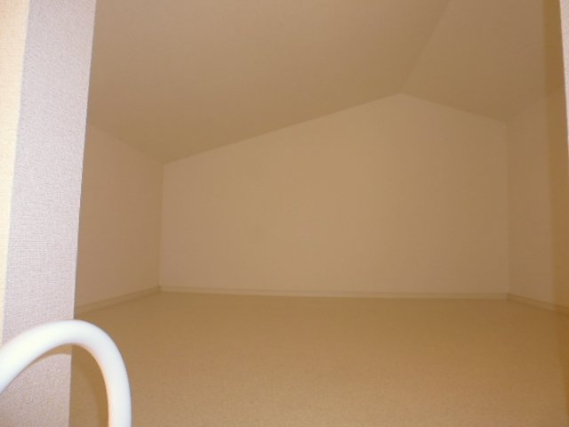 ヴィラ・ジュラクＢのその他|ロフト