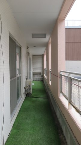 クレスト88のバルコニー