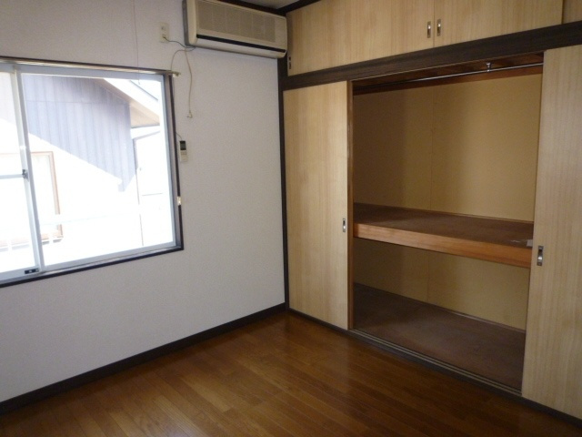 サンヒルズBの収納