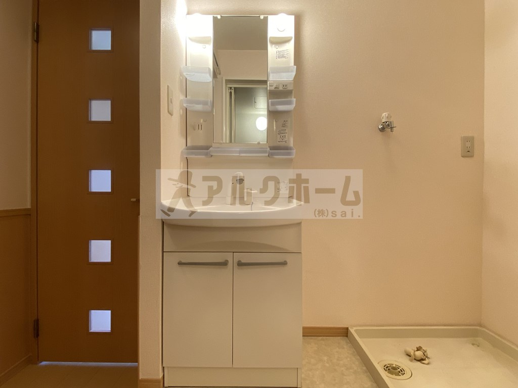 エスペランサの独立洗面台|エスペランサ（八尾市天王寺屋）　独立洗面台