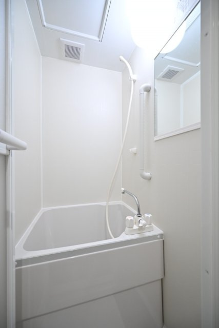 日神パレス北池袋の浴室