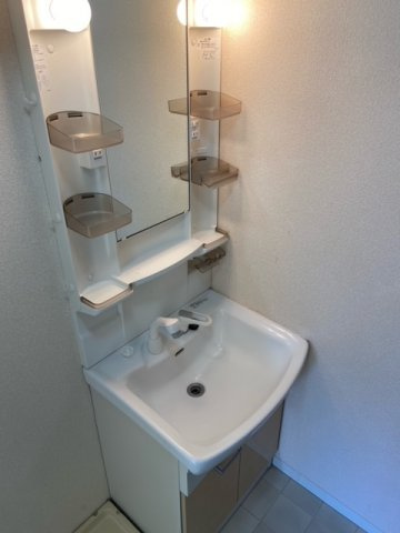 パセオクレールⅡの独立洗面台