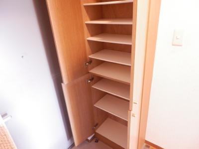 らくさいめぞん２の収納|シューズＢＯＸ