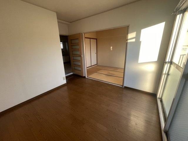 【洋室】 | 足原グリーンハイツ