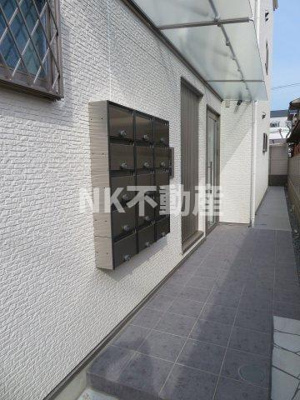 【エントランス】 | セレニティ松原（吉田賃貸） | 建物の内部です