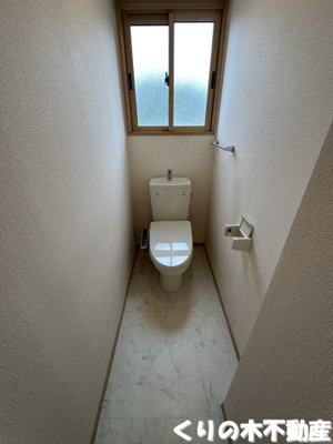 【トイレ】 | アマービル桜 A棟 | 清潔感のあるトイレです